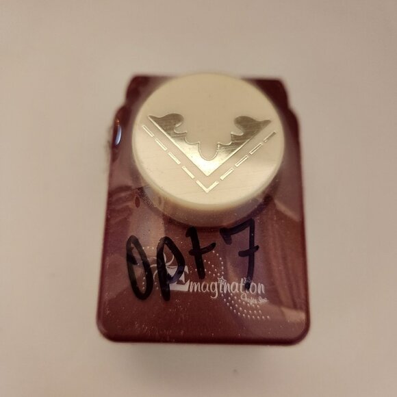 Corner Hole Punch Decorative Option 7 Emagination paper Scrapbook Craft Shapes - Picture 5 of 5